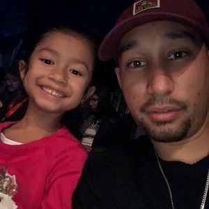 Meet your Posher, Alex